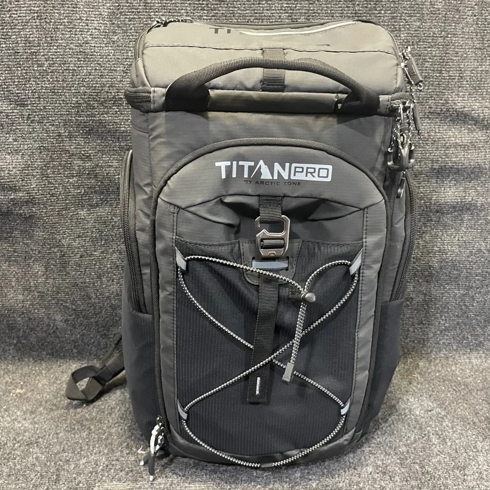 Arctic‎ Zone 10005805 Titan PRO 26-Can Deep Freeze Backpack Cooler w/ Ice Walls